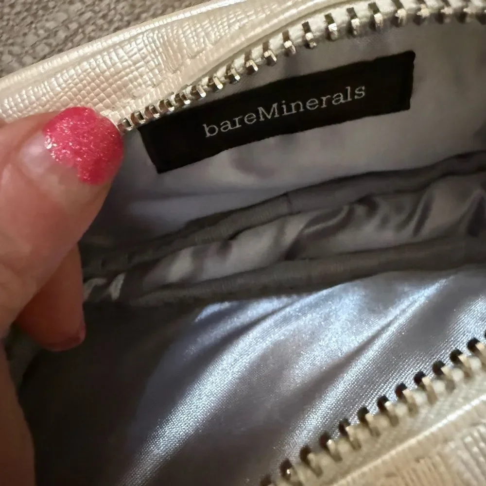 Bareminerals Cream faux leather Textured cosmetics bag
